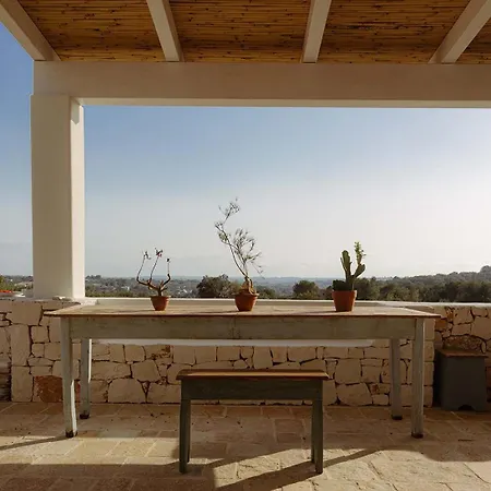 בית נופש Casa Regina אוסטוני